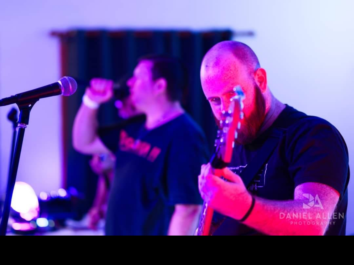 Last Chance Saloon band members