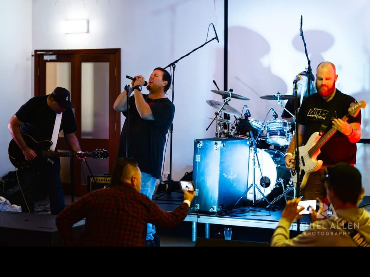 Last Chance Saloon stage performance