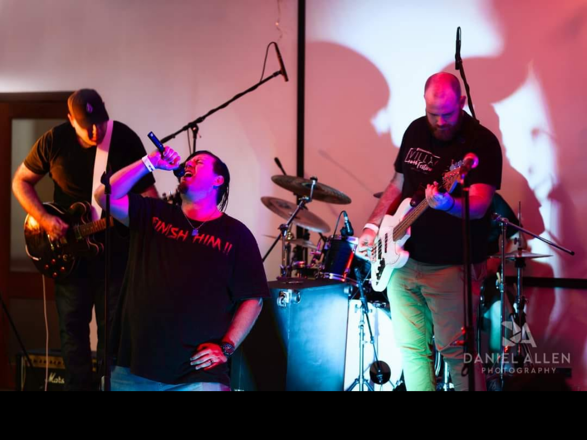 Last Chance Saloon performance