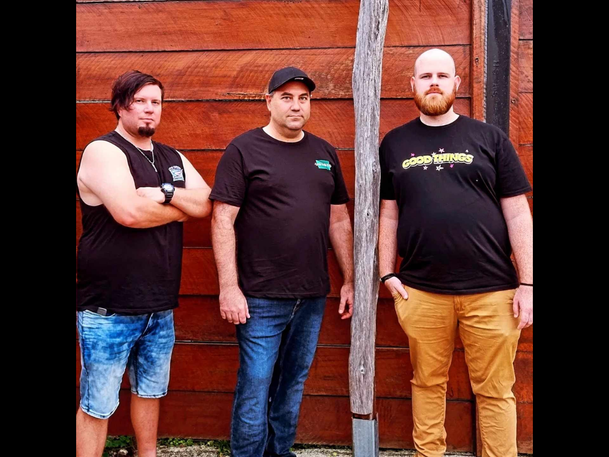 Last Chance Saloon guitarist performing